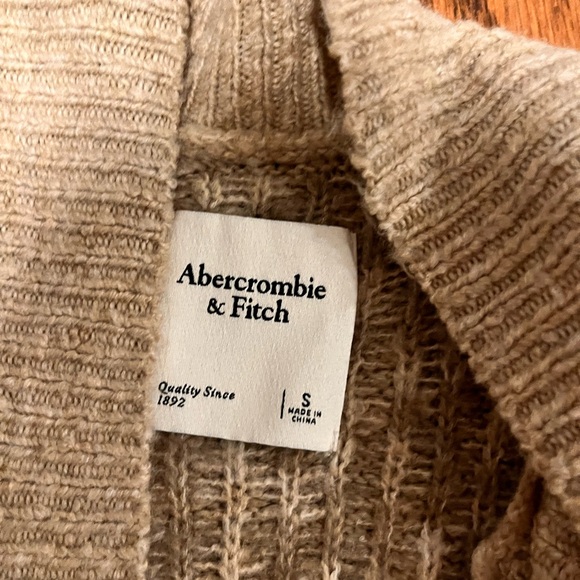 Abercrombie & Fitch Animal Print Cardigan - Picture 3 of 3